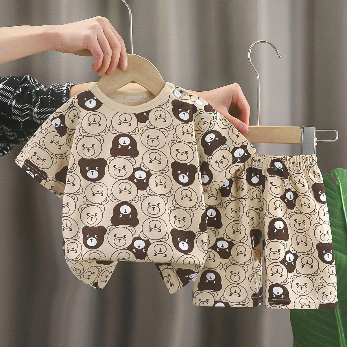 子供服子供セット男の子女の子 Tシャツショーツ 2 個夏の綿半袖ベビー子供服幼児スーツ