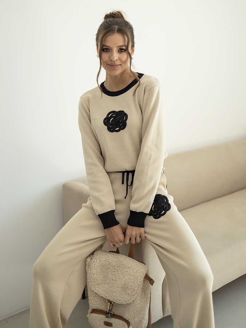 カジュアルニットツーピース女性セット花柄セーターマッチングセットニットトラックスーツ女性ツーピースセット 2 ピース冬セット女性のための