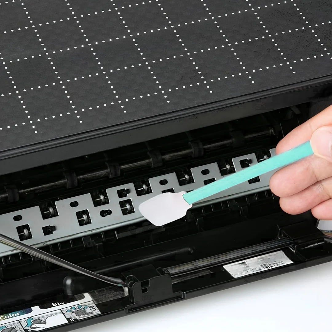 precision cleaning swabs with non-fluffy fiber tips, plastic handles, for printers, optics, cameras, crafts and car detailing