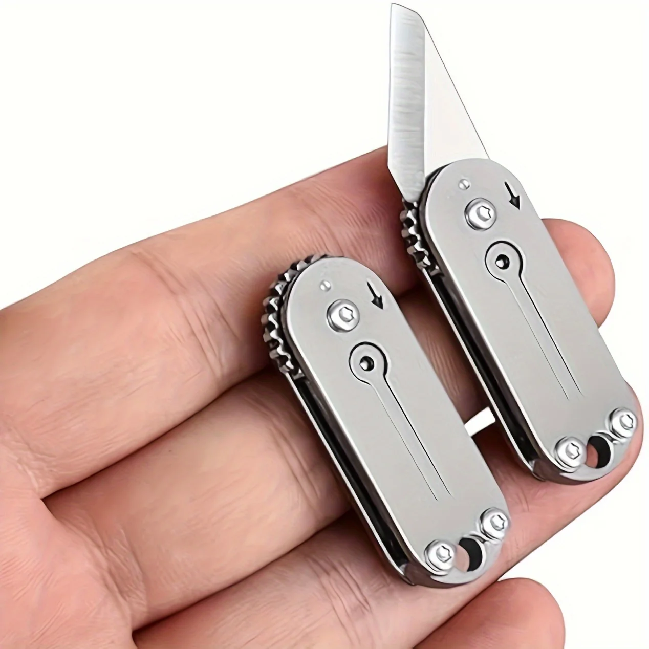 Coltello tascabile piccolo da uomo, mini coltello pieghevole a scatola, coltello EDC fresco dal design unico, piccole coltelli per il trasporto di un giorno