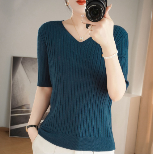 Frauen Pullover Kurzarm V-ausschnitt Streifen Strickwaren Slim Fit Hemd Koreanische Mode Pullover Dünne Stricken Tops 2025, Bodenbildung Shirts