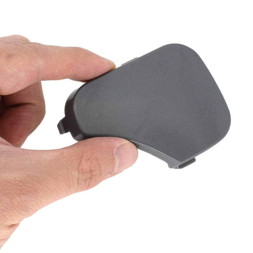 1pc Car Front Bumper Tow Hook Cover For Ford Fiesta MK6 2005 2006 2007 2008 Towing Eye Cap Auto Replacement 1375861 6S6117A989AA