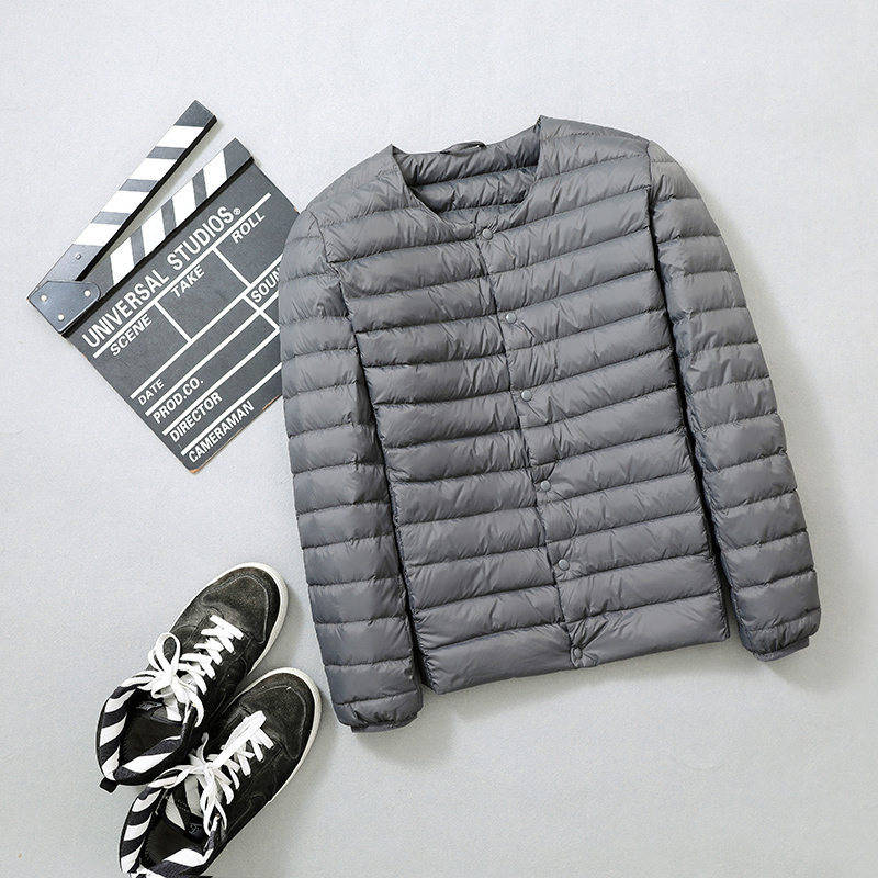 0-10 ℃   Ultra Light Menฤดูหนาวลงเสื้อแจ็คเก็ต2024ฤดูใบไม้ร่วงใหม่ชายไม่มีปกเป็ดสีขาวลงเสื้อFeather Quilted Puffer Jacket
