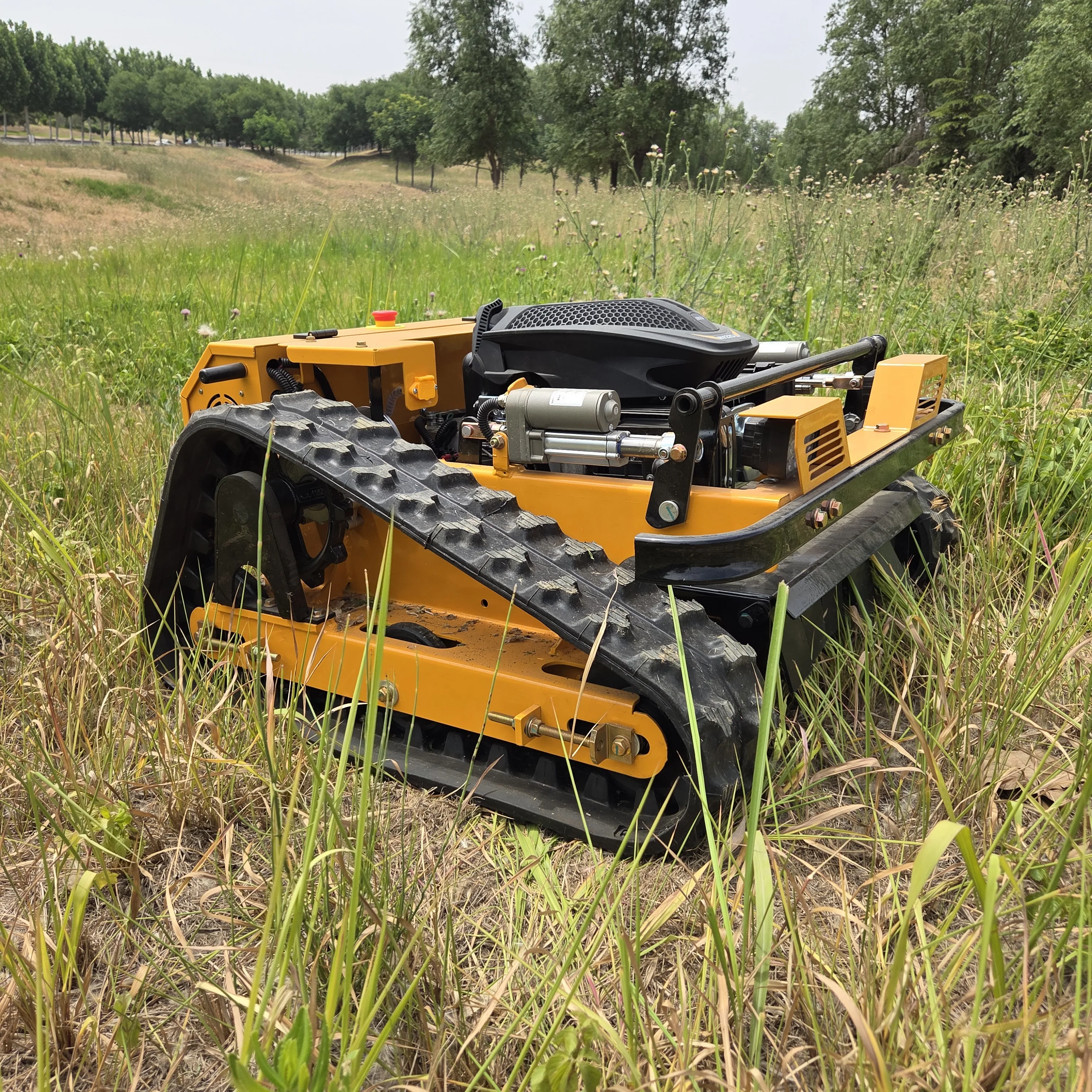Ferngesteuerter Kletterrasenmäher Intelligenter Hausroboter Bewahren Sie effizient den Gartenrasen