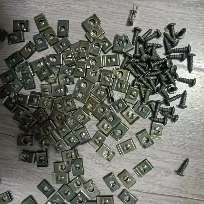 Base de tornillo para coche, Clip de bayoneta, tornillo autorroscante, Clip en U, Clip de conversión de coche, guardabarros, Protector de parachoques, tornillo para coche y motocicleta