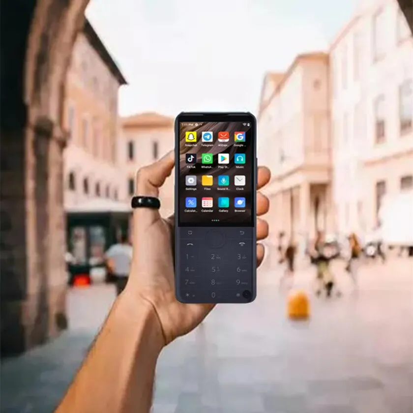 Tần Mới F22 Pro Cảm Ứng Thông Minh ScreenPhone Wifi 5G + 3.5 Inch 4GB 64GB Thêm Google Store android QinGlobal Phiên Bản Điện Thoại Di Động