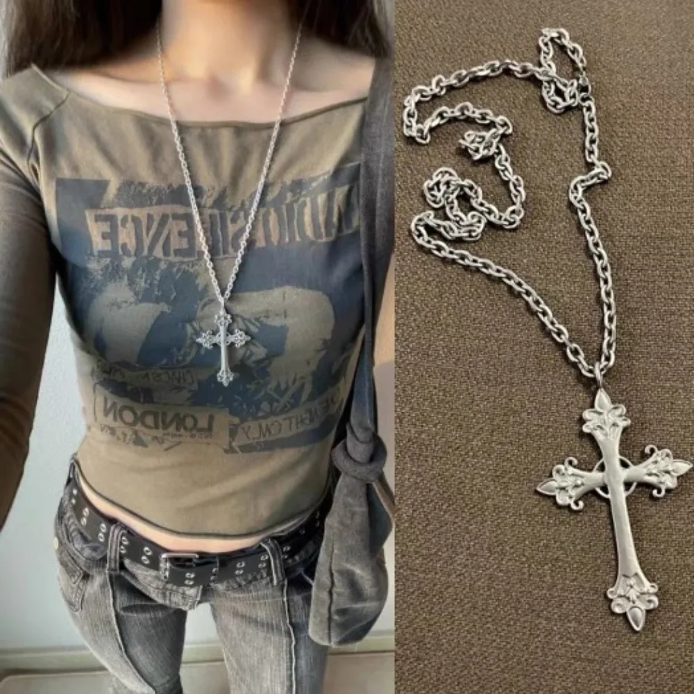 Gargantilla con colgante de Jesús y cruz de diamantes de imitación negros para mujer, cadena Punk Vintage de doble capa, joyería Bohemia para cuello 2025, verano