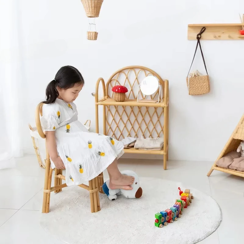 เด็กเก้าอี้หวายหวายธรรมชาติโบว์เก้าอี้การถ่ายภาพเก้าอี้หวาย Log สีพนักพิงเก้าอี้เด็ก