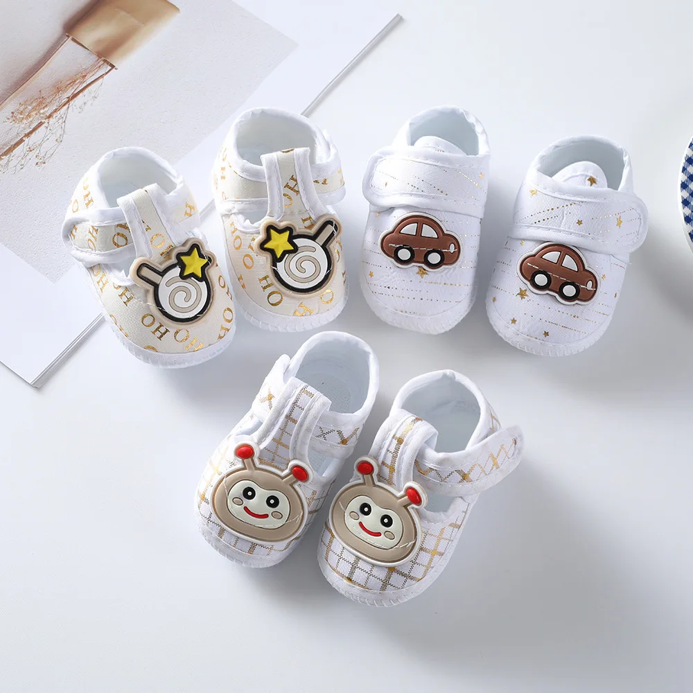รองเท้าเด็กผู้หญิง First Walkers ลูกไม้ดอกไม้ทารกแรกเกิดรองเท้าเจ้าหญิงทารกเด็กวัยหัดเดินรองเท้าเด็กสําหรับชายแฟลตนุ่ม Prewalkers