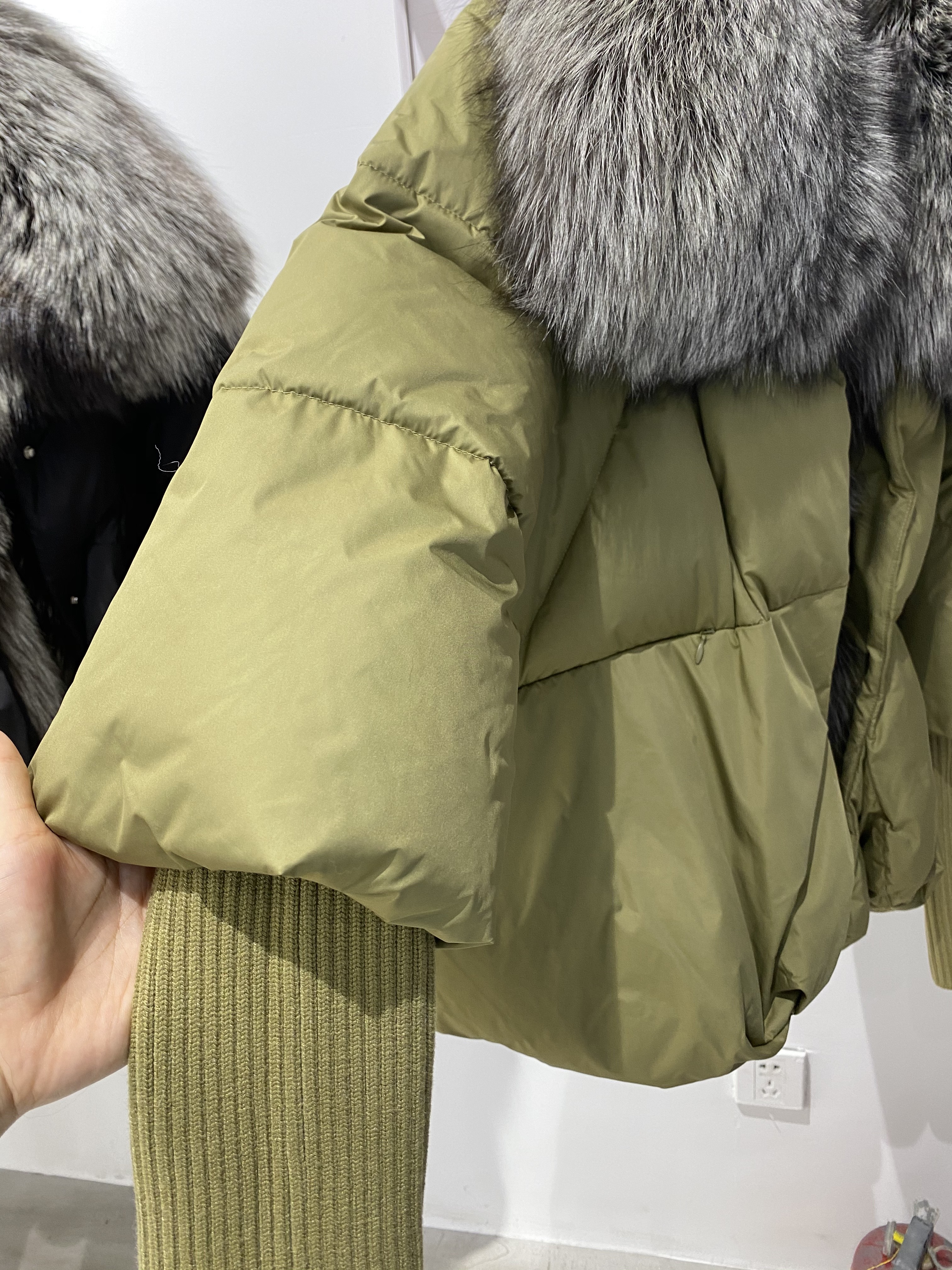 FURIOUME Frauen Winter Mantel Weiße Ente Unten Jacke Mit Großen Echten Silber Fuchs Pelz Kragen Weibliche Lose Oberbekleidung Mode Mantel