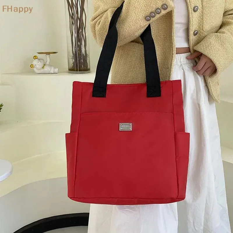 Leichte und wasserdichte Umhängetasche, Handtasche mit großem Fassungsvermögen, geeignet für Arbeit, Studium und Reisetasche