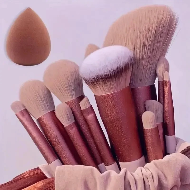 Juego de brochas de maquillaje veganas: Kabuki suave y esponjoso y brochas para mezclar para base, contorno y horneado, herramientas de salón sin crueldad