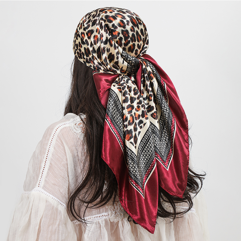 Leopardenmuster 90 cm quadratischer Seidenschal Frau Satin Stirnband muslimische Hijabs Schals glatt weiches Haar Schal Islimic Turban Bandana