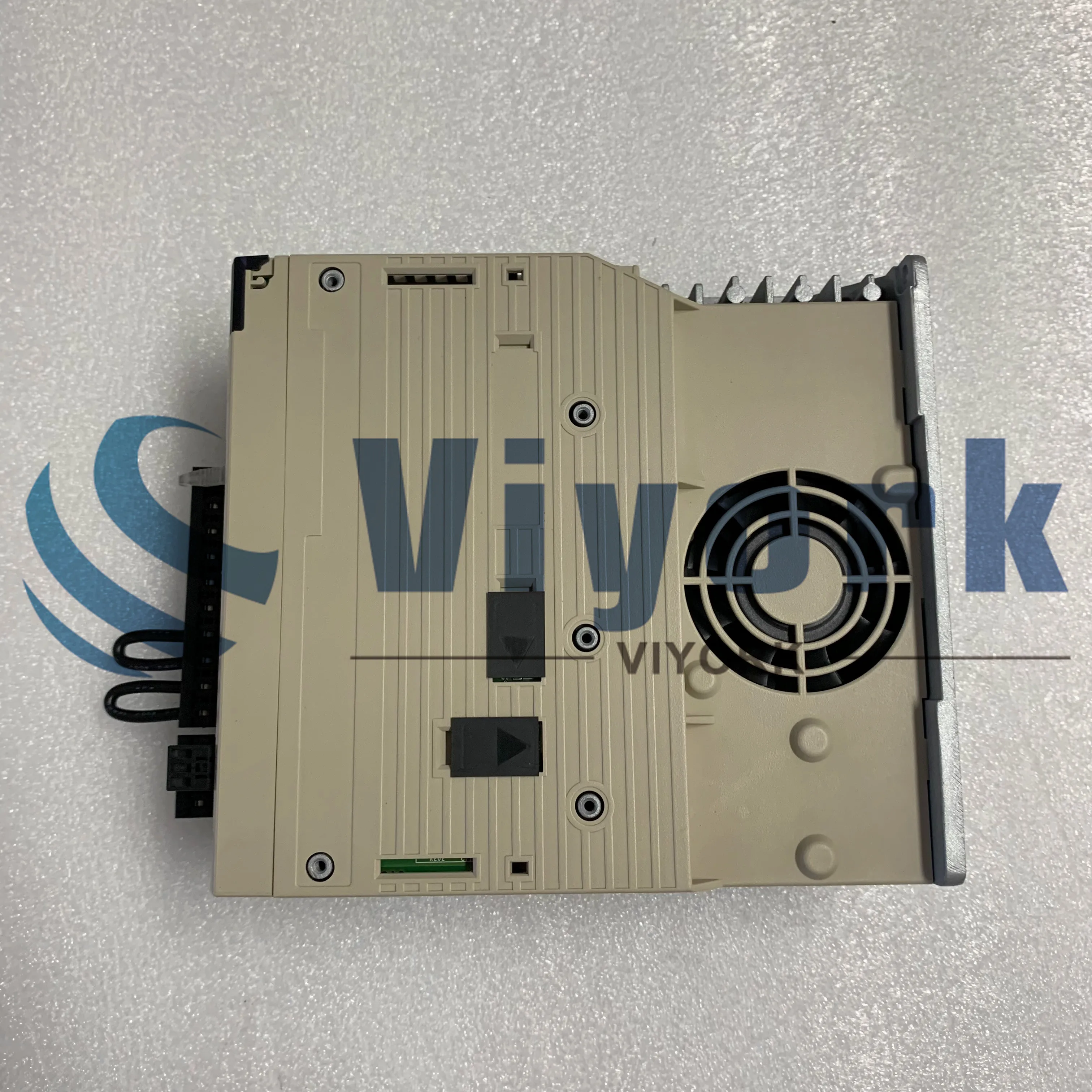 SGDV-5R5A11A SERVO DRIVE 0.75KW 200VAC 5.5AMPS NEW