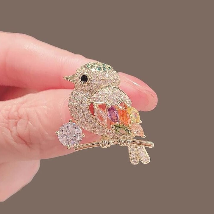 Magpie bird brooch high-end Japanese cute anti glare high-end feeling personalized suit color brooch chest flower accessory