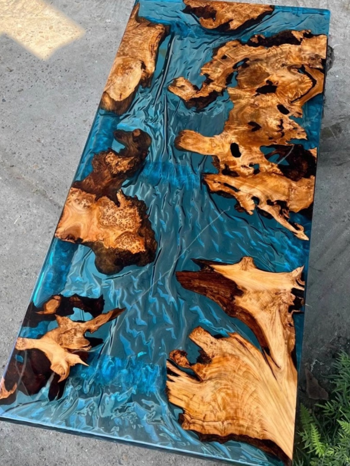 Epoxy resin river glacier crack cloud tea table solid wood large board light luxury