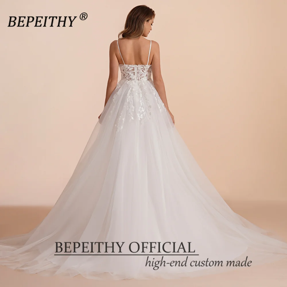 BEPEITHY Boho Ivory A Line ชุดแต่งงานลูกไม้สําหรับเจ้าสาวผู้หญิง 2023 แขนกุดความยาวชั้นเซ็กซี่ Garden ชุดเจ้าสาวสีขาวใหม่