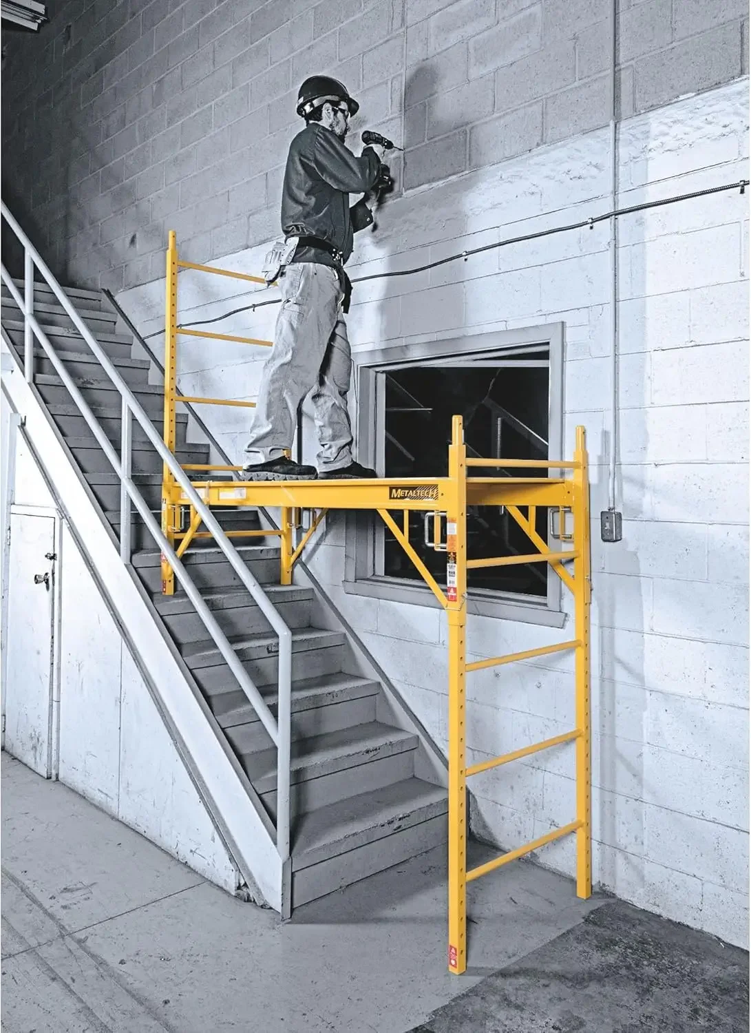 Baker Adjustable Steel Platform Jobsite Series 6 Feet Tall Mobile Scaffolding Ladder with Locking Caster Wheels, Yellow