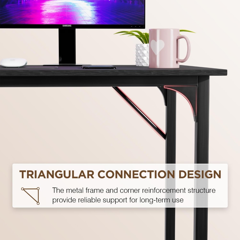 47 in Computer Desk Gaming Desk Multi-Function Writing Table Student Art Modren Simple Style PC Wood and Metal Desk Workstation