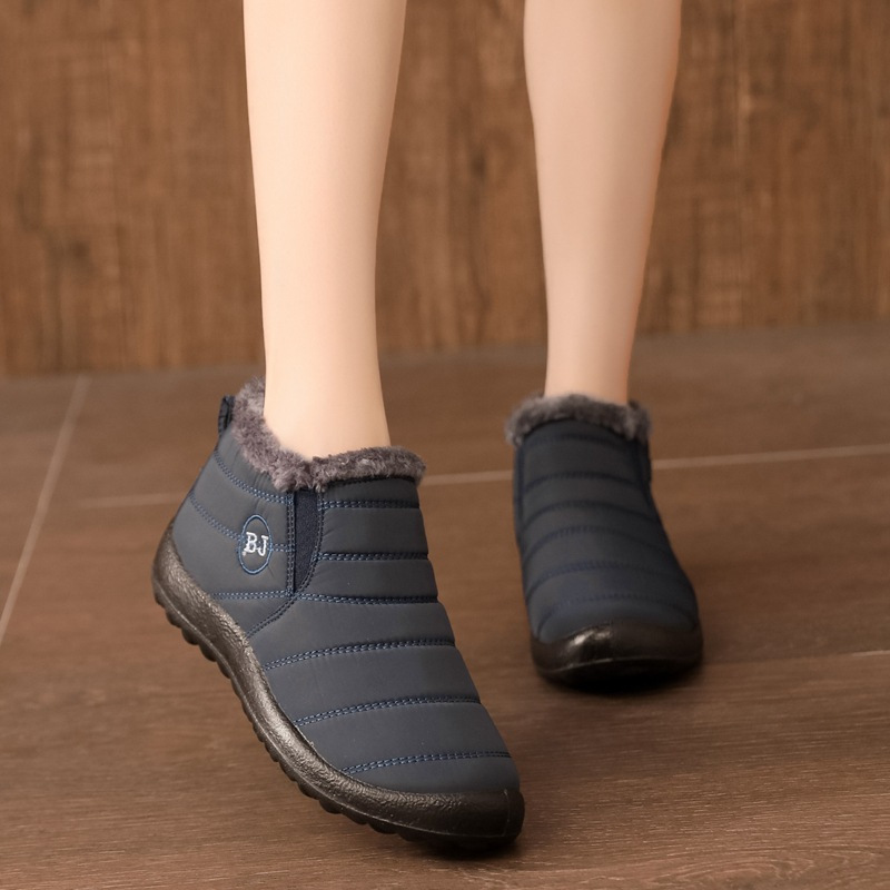 Scarpe da neve calde antiscivolo impermeabili da donna, comode scarpe da trekking basse