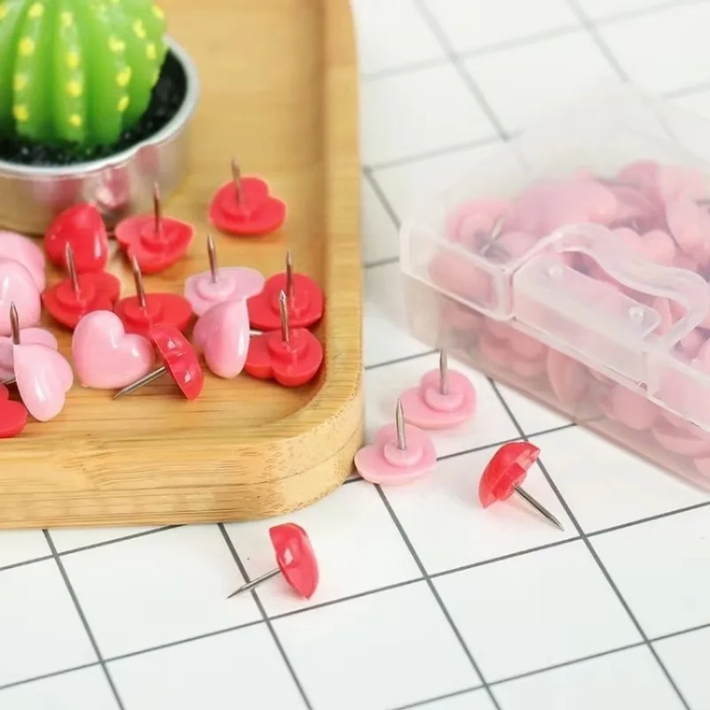 50Pc Ins 핑크 크리 에이 티브 하트 복숭아 심장 작은 플랫 헤드 푸시 핀 부드러운 나무 보드 사진 벽지도 I-네일 사무실 학교 용품