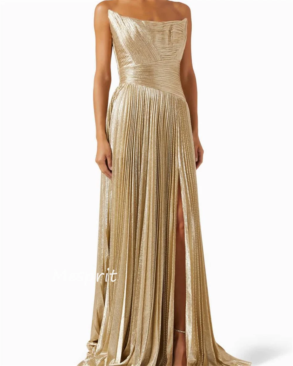 ความยาวพื้นแบบไม่มีสายหนังแบบ Draped A-line แบบกําหนดเอง