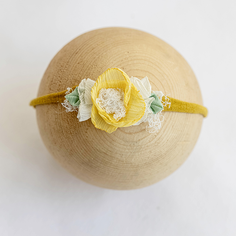 写真の小道具のための新生児のヘッドウェアの写真の小道具の付属品Headflowerのハンドメイドのヘッドドレスの花の赤ん坊の女の子の花のヘッドバンド