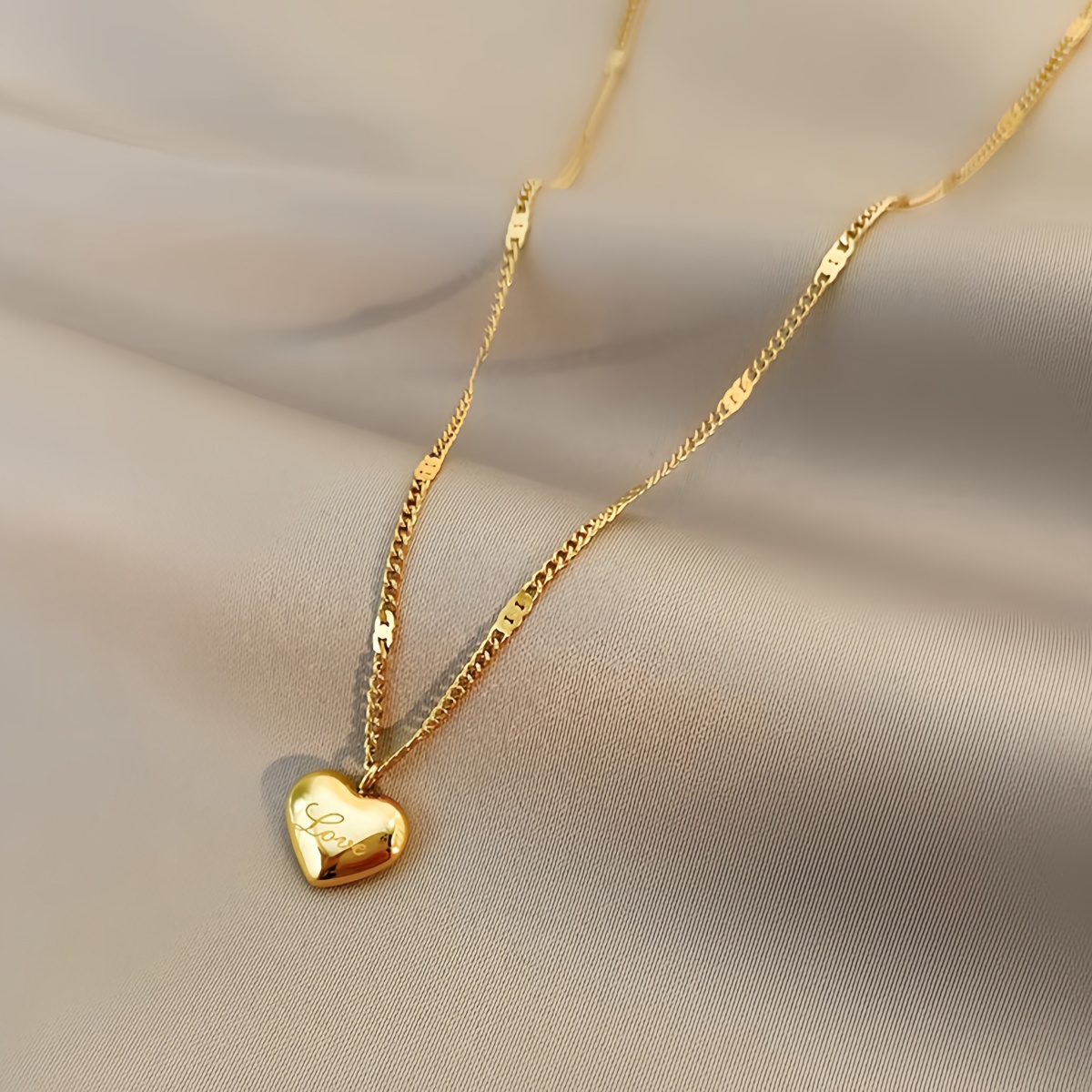 Titanium Staal Goud Liefde Hanger Ketting Vrouwen Trendy Mode Vakantie Partij Sieraden Kerstdag Cadeau