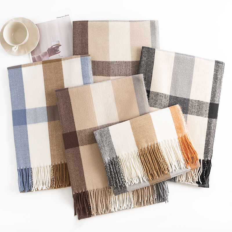 Neue Plaid Schal Frauen Süße Wind Warme Lätzchen Mode Im Freien Reise Schal Herbst Winter Imitation Kaschmir Schal 24W044