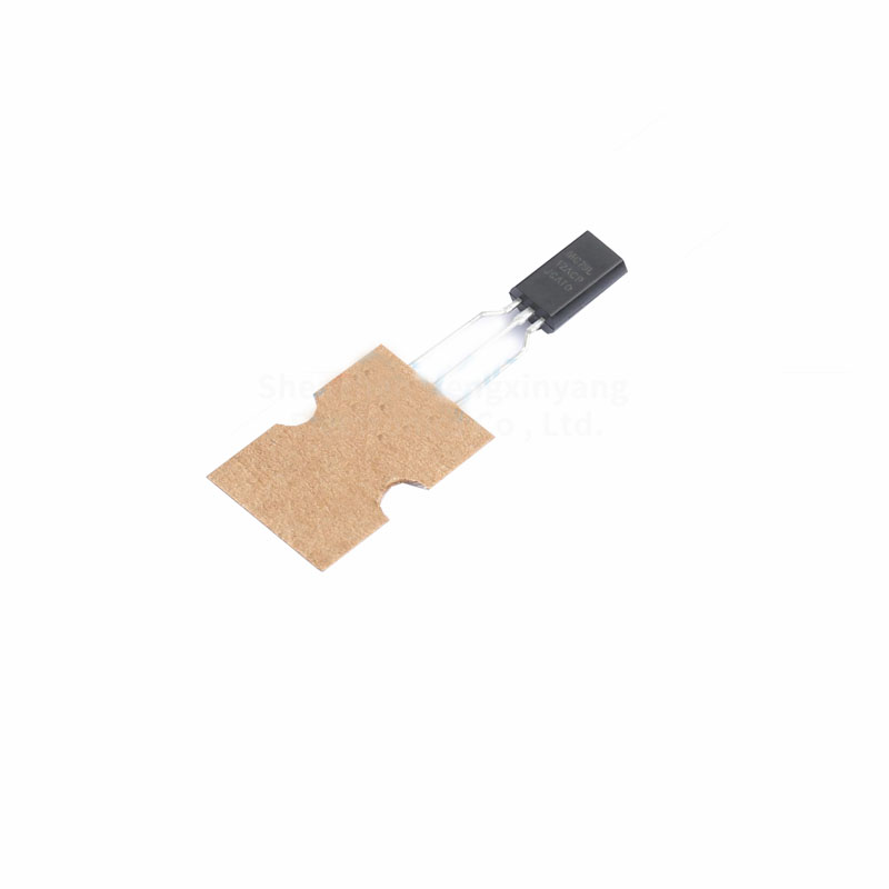 Regulador linear mc79l12acprpg to-92, tensão de saída 12v, corrente: 100ma