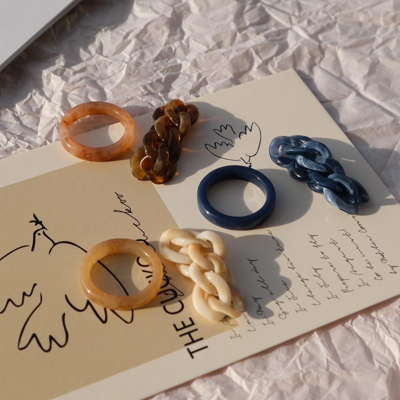 2 Buah/Set Y2k Gaya Ins Cincin Resin Akrilik Perhiasan Bohemian Kreatif Sederhana Retro Coklat Biru Aksesori Cincin Rantai