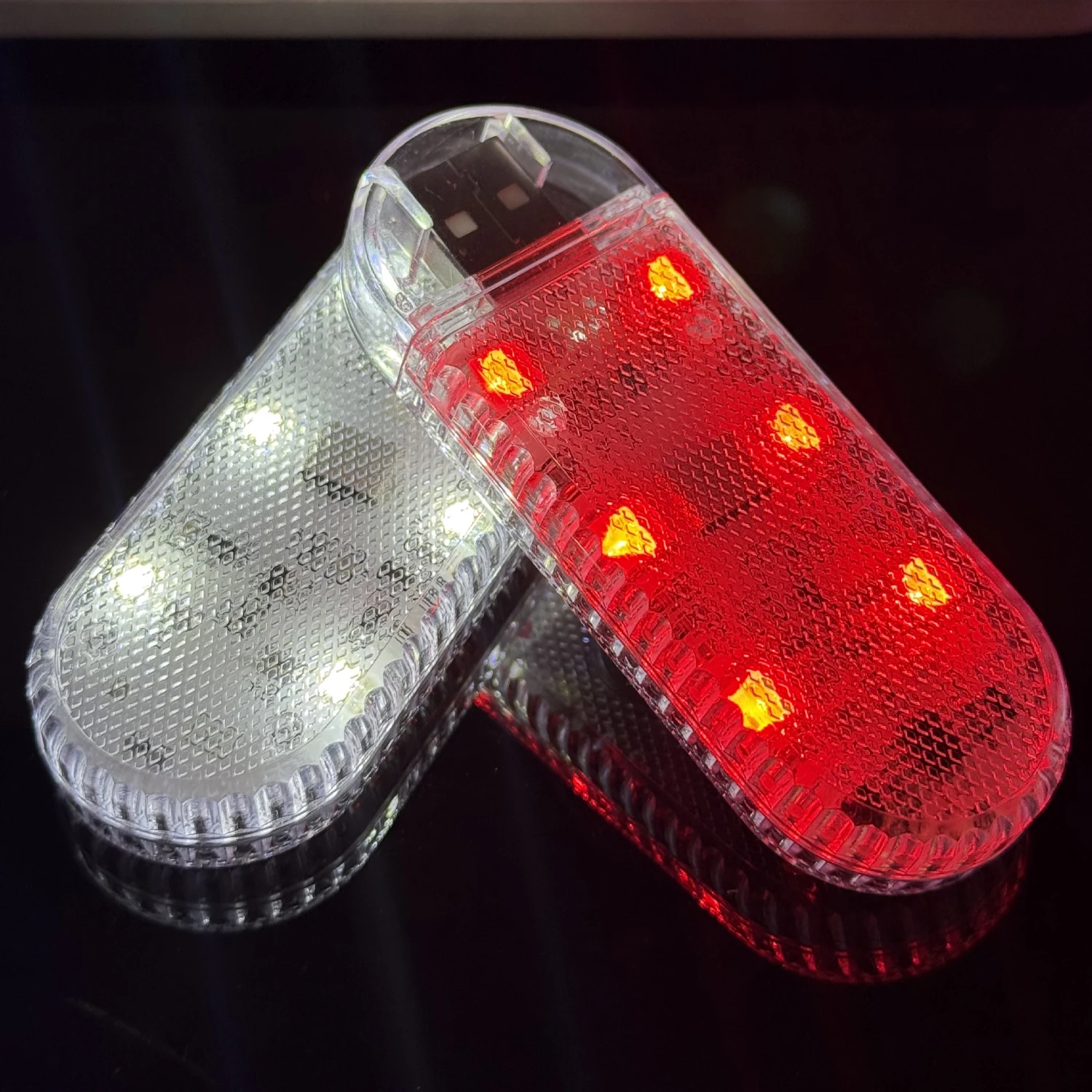 Luce interna per auto Touch Lampada da soffitto in velcro per tetto auto a mano Illuminazione per auto per interni Lampada da lettura notturna Lampada da lettura con ricarica USB