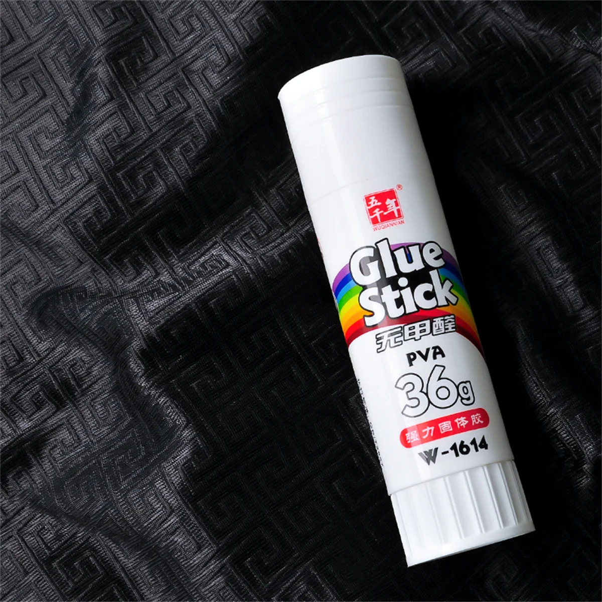 9g Glue sticks Solid School glue High Efficiency Adhesion for Office&Scrapbooking Essentials Perfect for Crafts Long Lasting