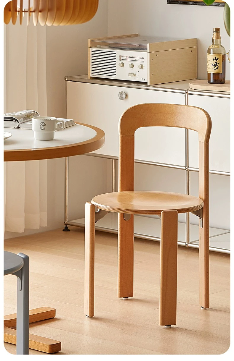 Nordic Beech ไม้อัดไม้เนื้อแข็งรับประทานอาหาร Stackable Vintage โค้งพนักพิงเก้าอี้สวิส
