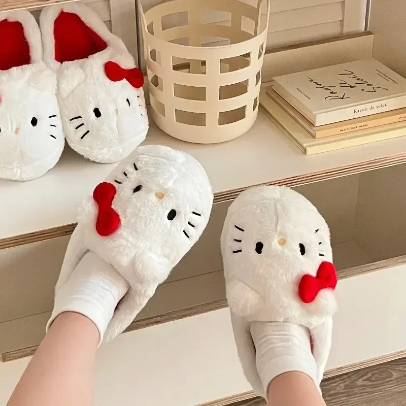 Sanrio Hello Kitty pantoufle en peluche dessin animé chaud hiver pantoufles d'intérieur plat décontracté antidérapant filles maison chaussures kawaii cadeau d'anniversaire