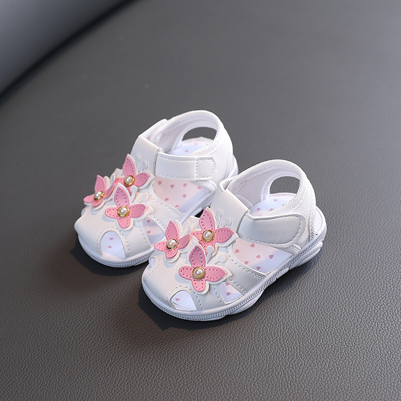女の赤ちゃんのための夏の靴,男の子の女の子のための防音サンダル,柔らかい滑り止め,1〜3歳の子供のためのプリンセスシューズ