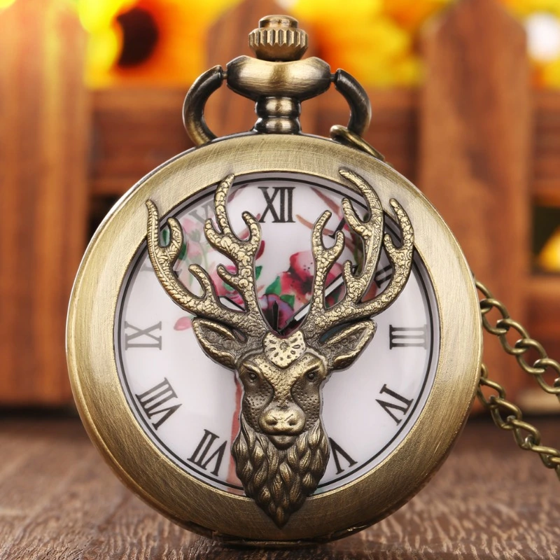 Beliebte Vintage-Taschenuhr mit Quarzwerk aus Bronze, ausgehöhlter Hirschkopf, geschnitzte Weihnachtsgeschenke für Männer und Frauen