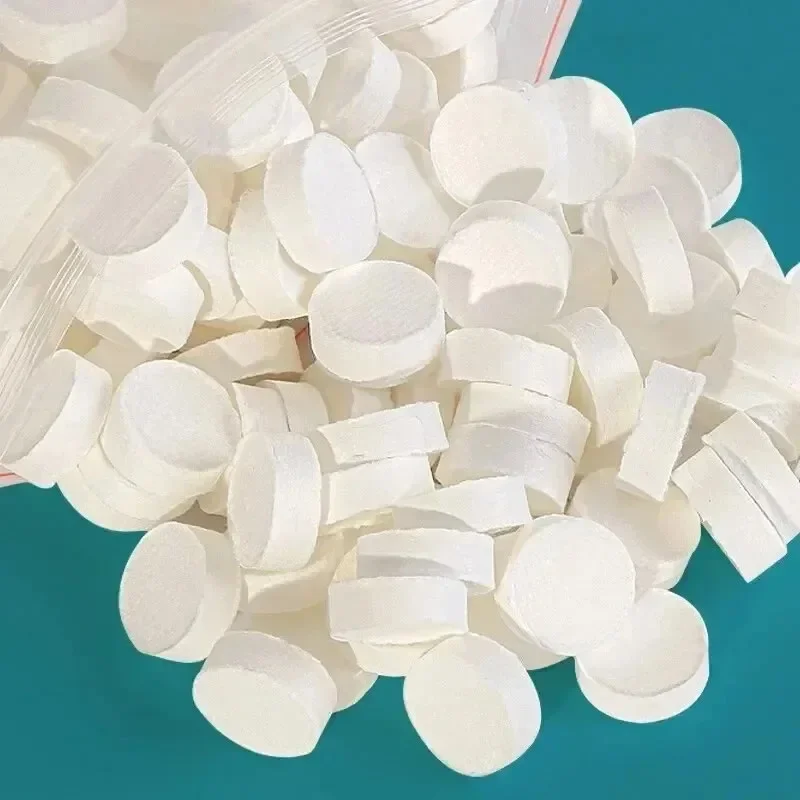 100/50pcs Asciugamano compresso usa e getta da campeggio Hotel da viaggio Asciugamano portatile per il lavaggio del viso Asciugamano assorbente Forniture da campeggio tattiche