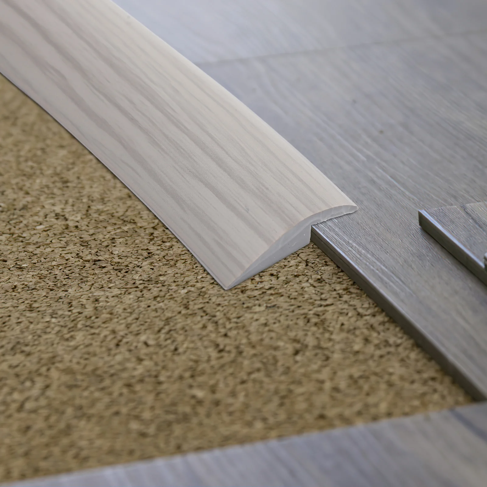 Floor Threshold Strip Self Adhesive 2m Carpet to Tile Transition Strip Durable PVC Flooring Trim Thresholds for Doorways