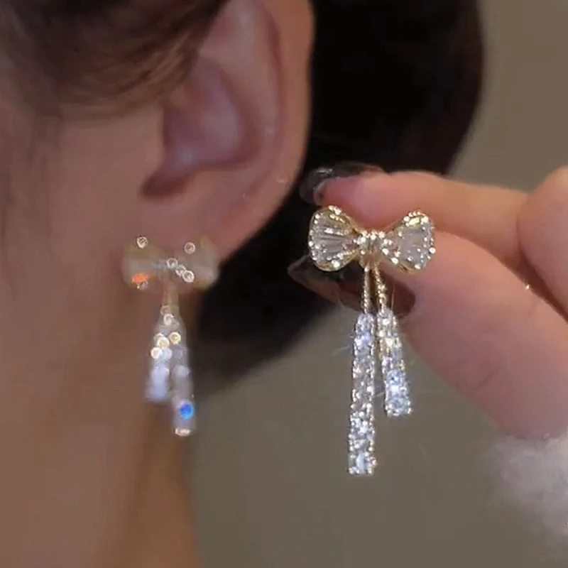 ทองสีเงา Bow STUD ต่างหูแฟชั่นผู้หญิง Dainty Rhinestone Bow Dangle ต่างหูเครื่องประดับของขวัญเพื่อน