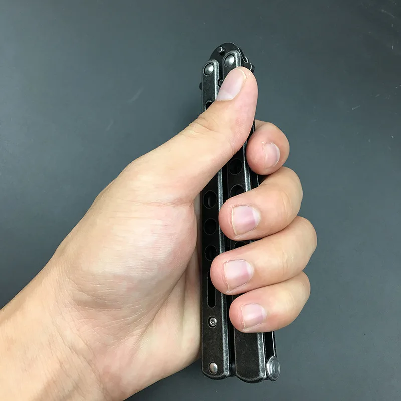 Strumento di allenamento per pratica tascabile in acciaio inossidabile con coltello a farfalla pieghevole portatile per giochi all'aperto, movimenti delle mani