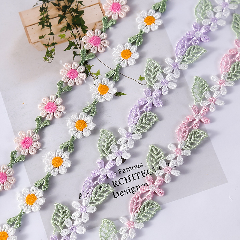 カラフルな水溶性ポリエステルシルク刺繍レース、小さなデイジー梅の花の服のアクセサリー、ホームジュエリー、3ヤード、2cm
