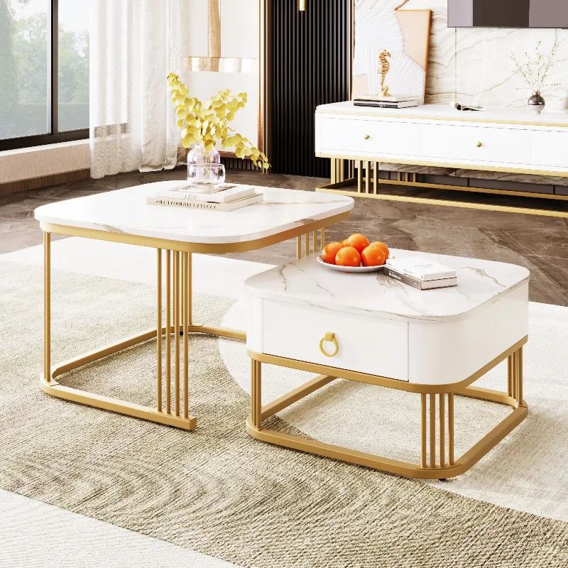 Stapelbarer Couchtisch: Hochglanzmarmoroptik, goldene Akzente, Beistelltisch mit Schubladen. Zweiteiliges Set.