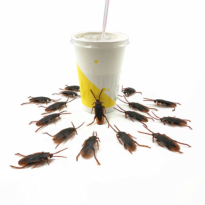 12PCS Realistic Cockroach Prank Bugs Toy April Fool’s Day Props Novelty Gag
