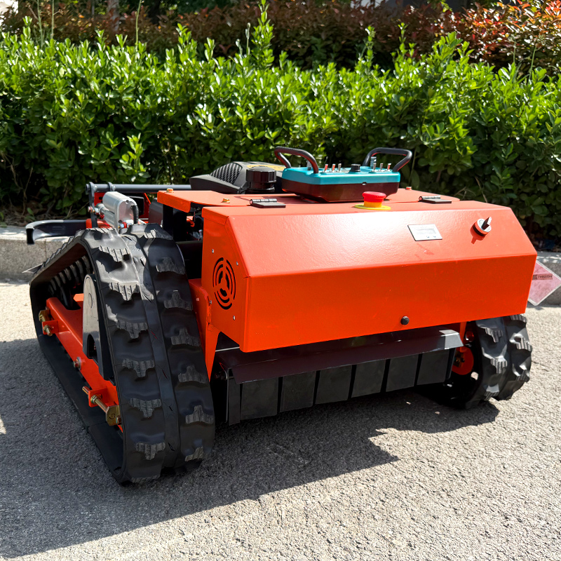 Aangepaste multifunctionele afstandsbediening rupsgrasmaaier Kleine grasmaaier voor woestenijmaaier op weghelling
