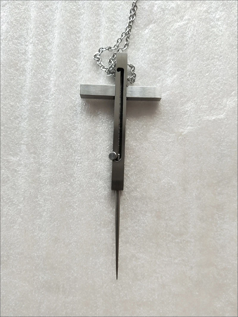 Pendentif croix rétractable en acier inoxydable, collier à breloques, bijoux fantaisie, gadgets cool pour hommes, femmes, cadeaux pour filles, outils multiples