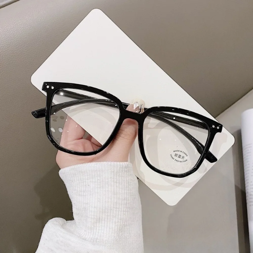 แว่นตาป้องกันรังสีสําหรับผู้ชายและผู้หญิง Simple Square Anti-Blue TRANSITION แว่นตา