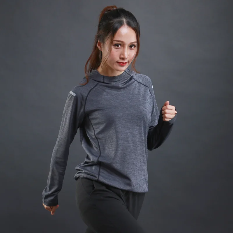 女性のジャケットパーカー長袖 Tシャツランニングトレーニング服速乾性通気性スポーツ Tシャツ女性のための