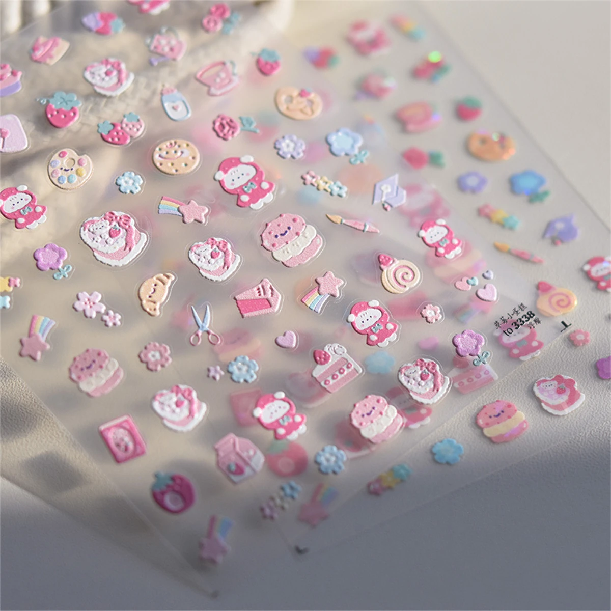 1pcs 5D บรรเทาสีชมพูญี่ปุ่น Candy Nail Art Kawaii สติกเกอร์การ์ตูน Candy กาวโอนตกแต่งเล็บ Slider Decals DIY