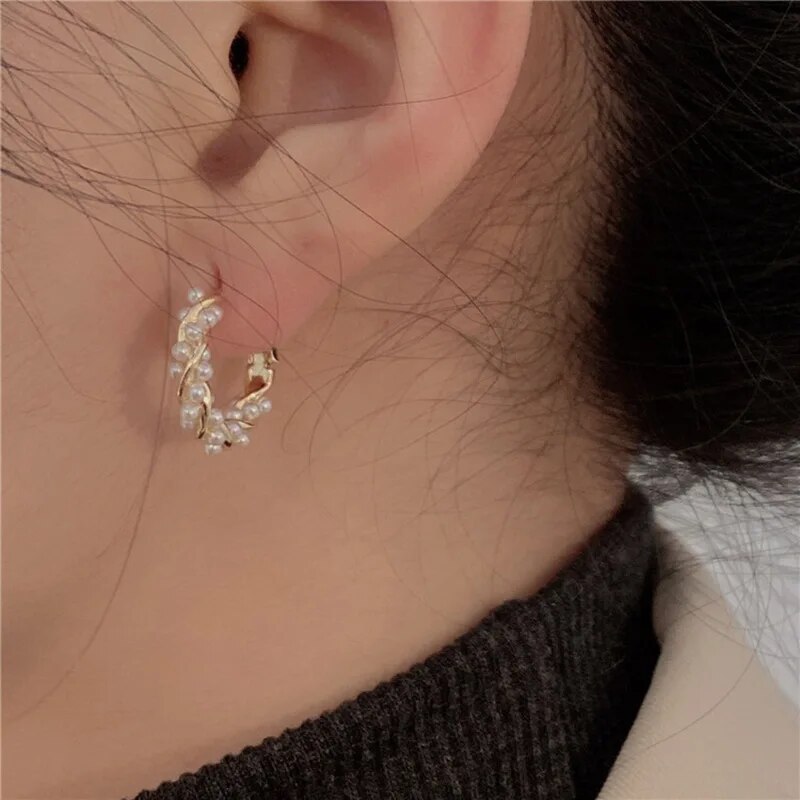 French Imitation Pearl Circel Earring Small Round Hoop Earrings For Women New Design Texture Earrings Jewelry Elegant Gift